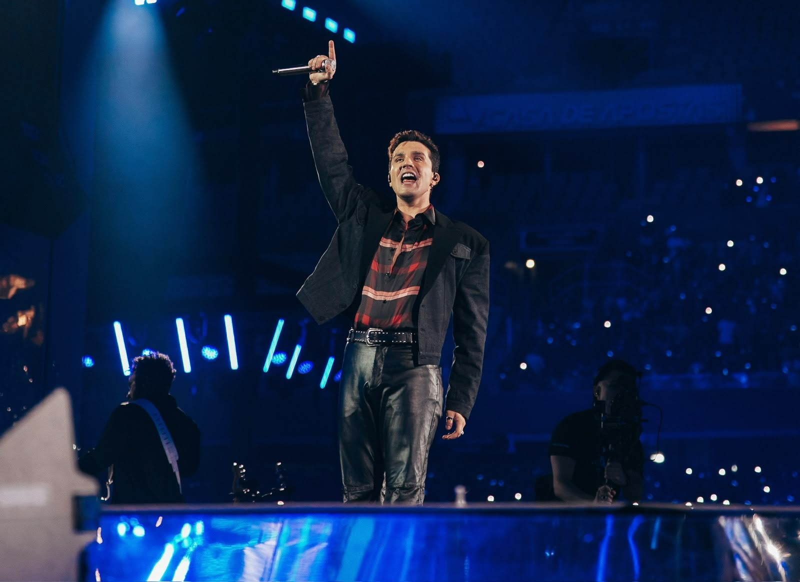Imagem de Luan Santana reúne cerca de 40 mil pessoas em noite histórica na Arena Fonte Nova