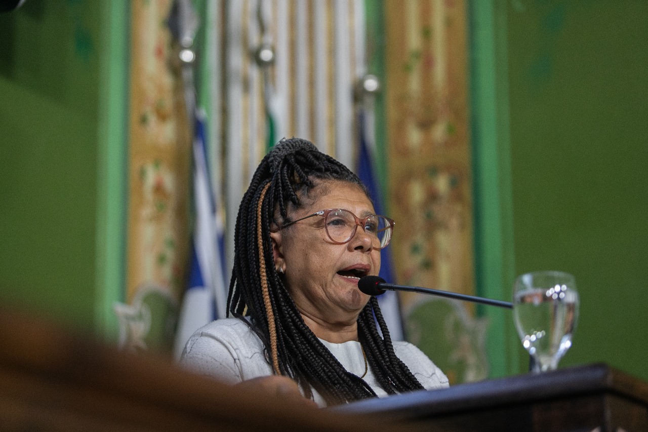 Imagem de "Indiciamento do “Rei do Lixo” respinga em ACM Neto e Bruno Reis e escancara “máfia do lixo”, diz Marta Rodrigues