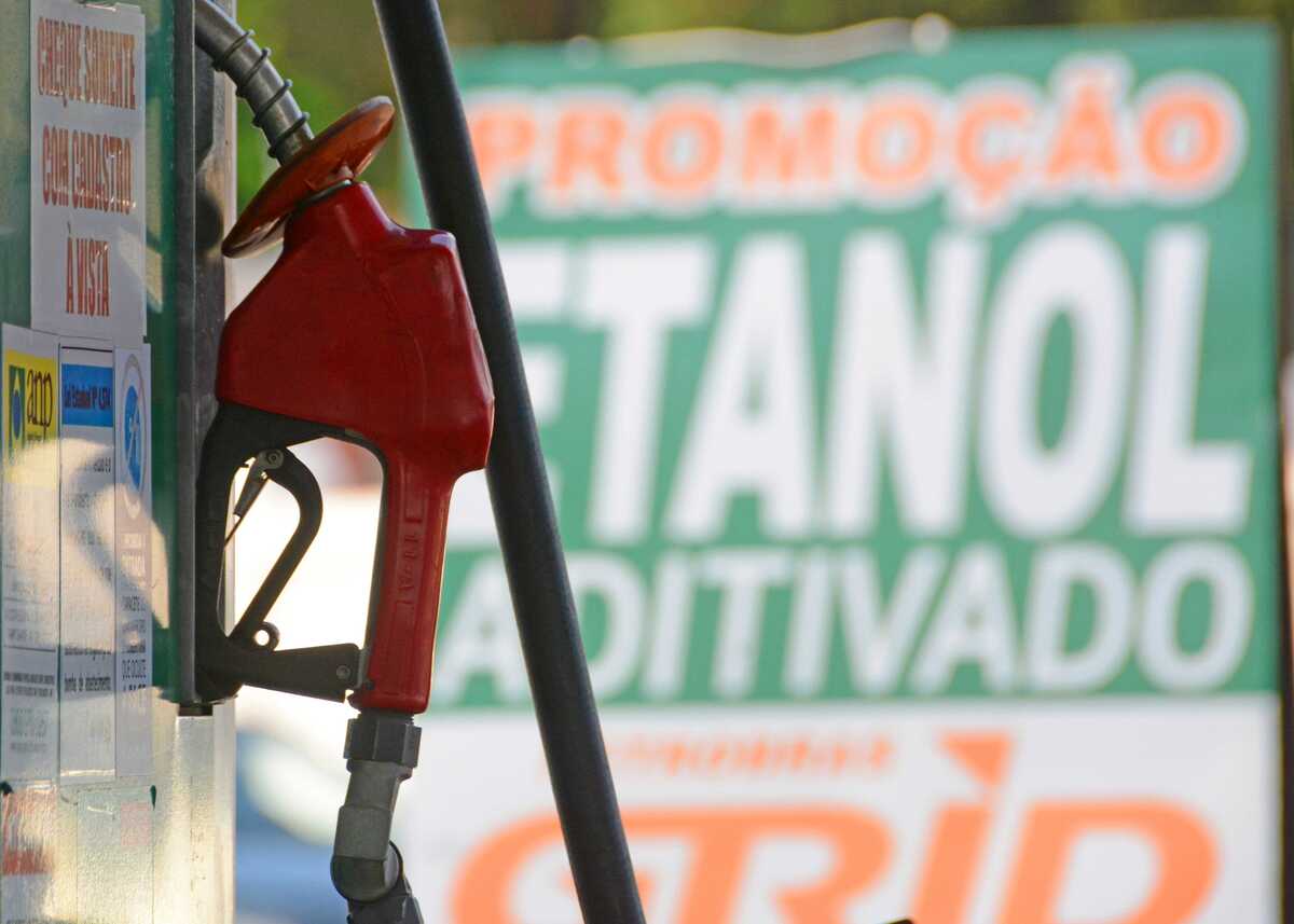Imagem de Guerra faz gasolina passar de R$ 7 na Bahia