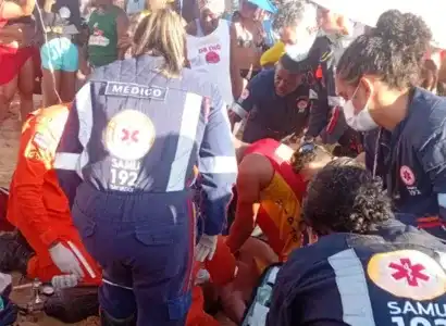 Imagem de Idoso de 75 anos morre após se afogar na praia do Porto da Barra