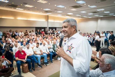 Imagem de Em artigo, cientista político analisa a força eleitoral dos prefeitos baianos