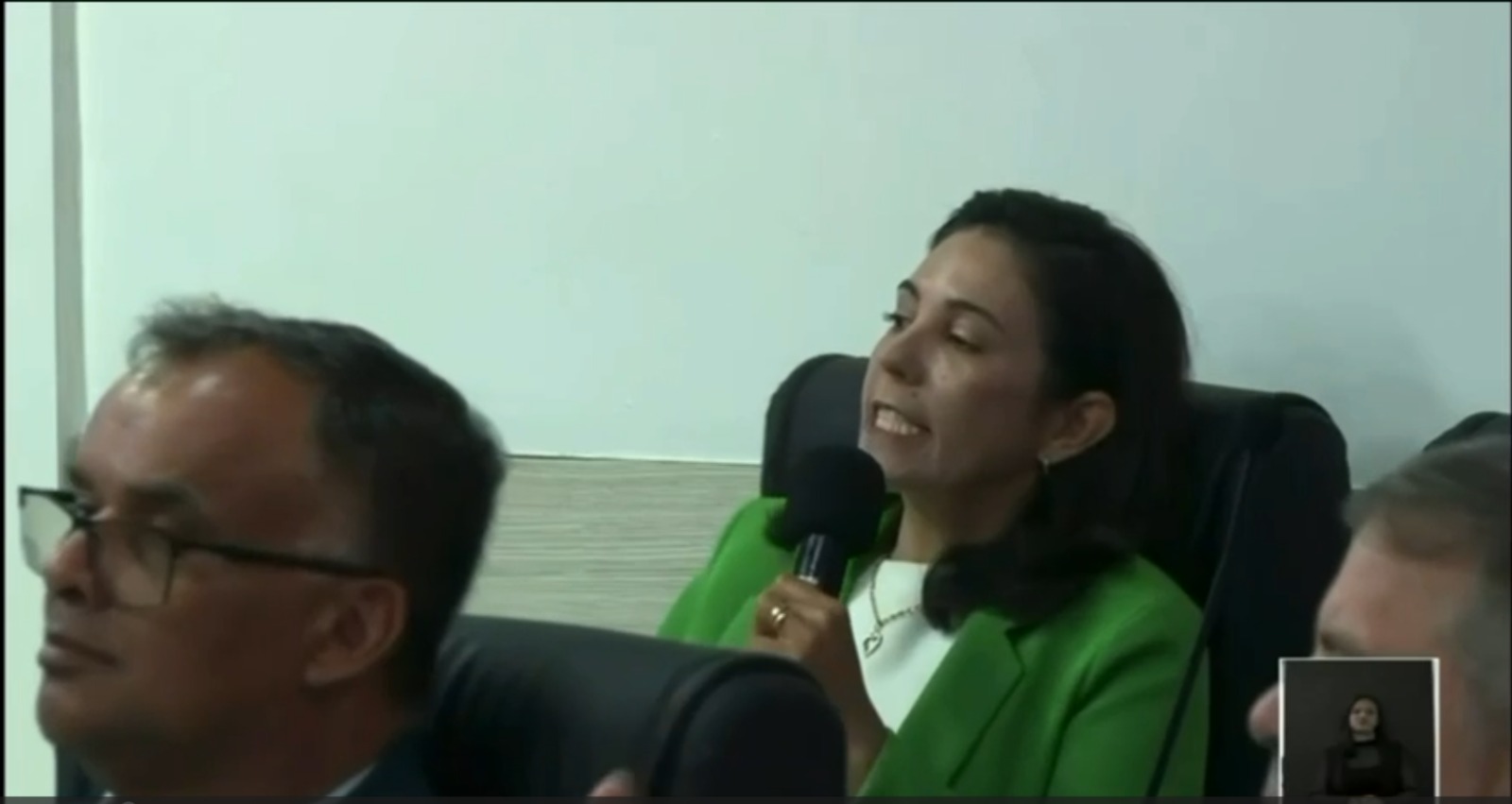 Imagem de Grupo político de ACM Neto é acusado de oferecer cirurgias em troca de votos no sudoeste baiano