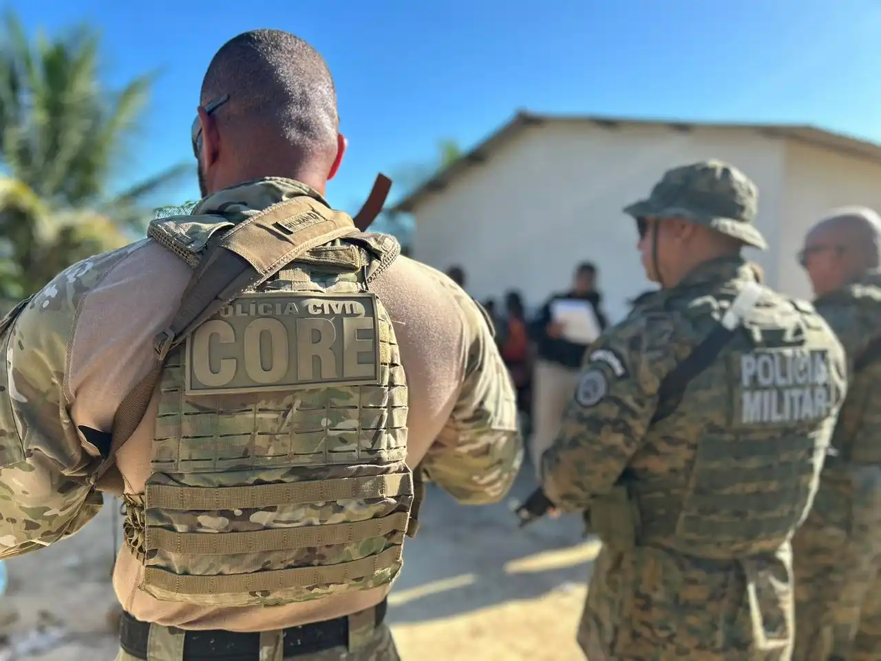 Imagem de Com aumento de armas apreendidas, dados do SINESP mostram queda de 25% das mortes violentas na Bahia