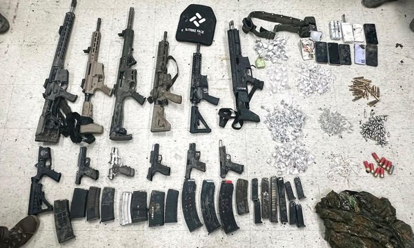 Imagem de Nove homens morrem e outro é preso em ação policial em Salvador