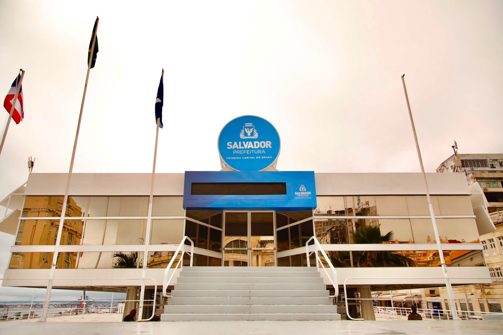 Imagem de Denúncia: Prefeitura de Salvador mantém pagamentos a empresas investigadas por lavagem de dinheiro após Bruno Reis garantir cancelamento de contratos