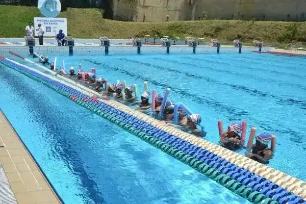 Imagem de Aulas gratuitas de natação e hidroginástica abrem inscrições em Salvador