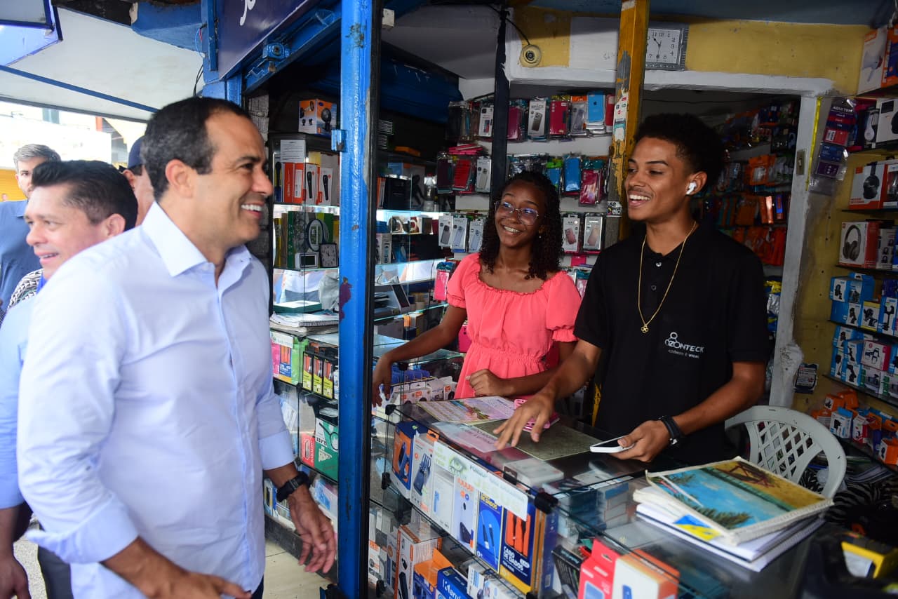 Imagem de Prefeitura inicia ampliação de camelódromo em Narandiba com mais 13 quiosques