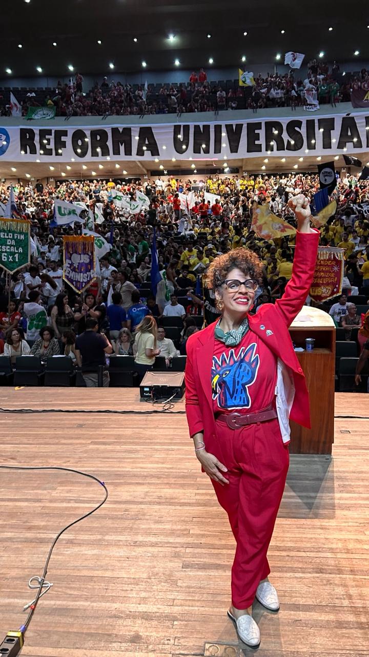 Imagem de Maria Marighella repudia ação de Diego Castro na UFBA e presta solidariedade a estudantes e diretor: "Universidade não é palco para intimidação"