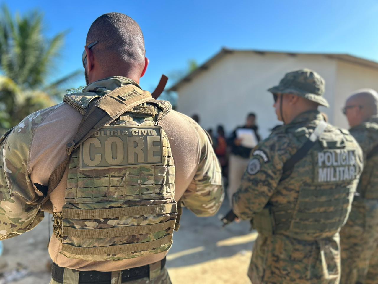 Imagem de Com aumento de armas apreendidas, dados do SINESP mostram queda de 25% das mortes violentas na Bahia