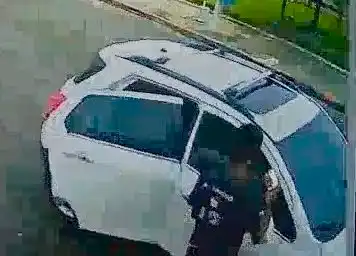Imagem de Fábrica de fake news: câmeras flagram encenação de falta de atendimento no Hospital do Subúrbio e caso vai à Polícia Civil