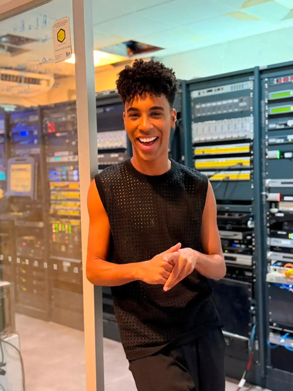 Imagem de Conectados na Band estreia dia 17 com apresentação de Edu Alves e aproxima TV do universo digital