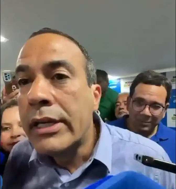 Imagem de Prefeito de Salvador ameaça jornalistas e tenta impedir trabalho da imprensa; veja o vídeo
