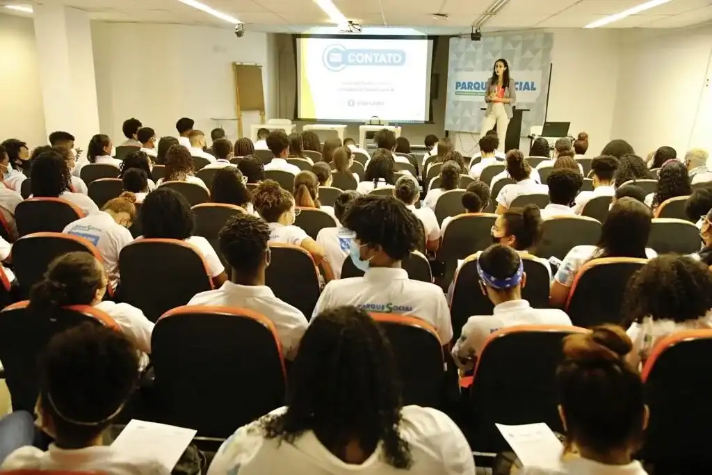 Imagem de Inscrições para 600 vagas do Jovem Aprendiz começam nesta segunda-feira
