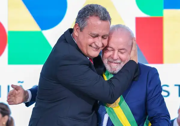 Imagem de Lula exonera Rui Costa e outros ministros em ajuste no governo de olho nas eleições