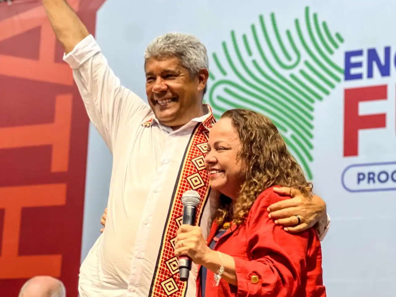 Imagem de Aladilce diz que aprovação de Jerônimo desmonta discurso de "terra arrasada" de ACM Neto