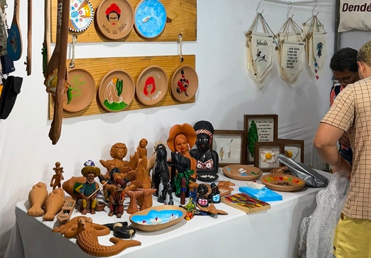 Imagem de Feira de Variedades no Rio Vermelho impulsiona pequenos negócios e valoriza a diversidade