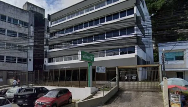 Imagem de Clínica em Salvador é interditada após casos de cegueira em cirurgias