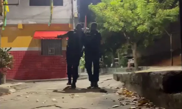 Imagem de Sargento da PM e dois servidores de trânsito são presos suspeitos de fraudar registros de veículos na Bahia