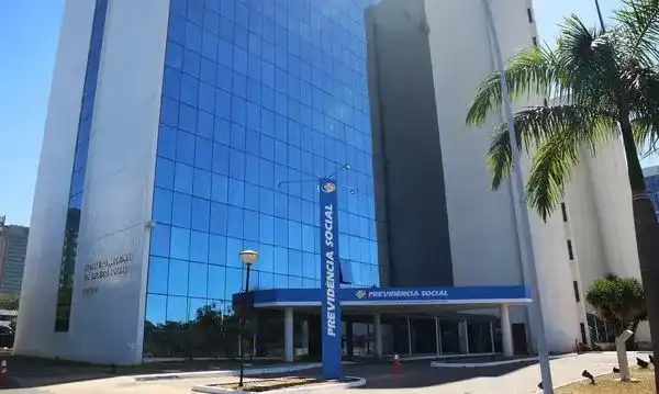 Imagem de Beneficiários começam a ser notificados sobre descontos indevidos do INSS