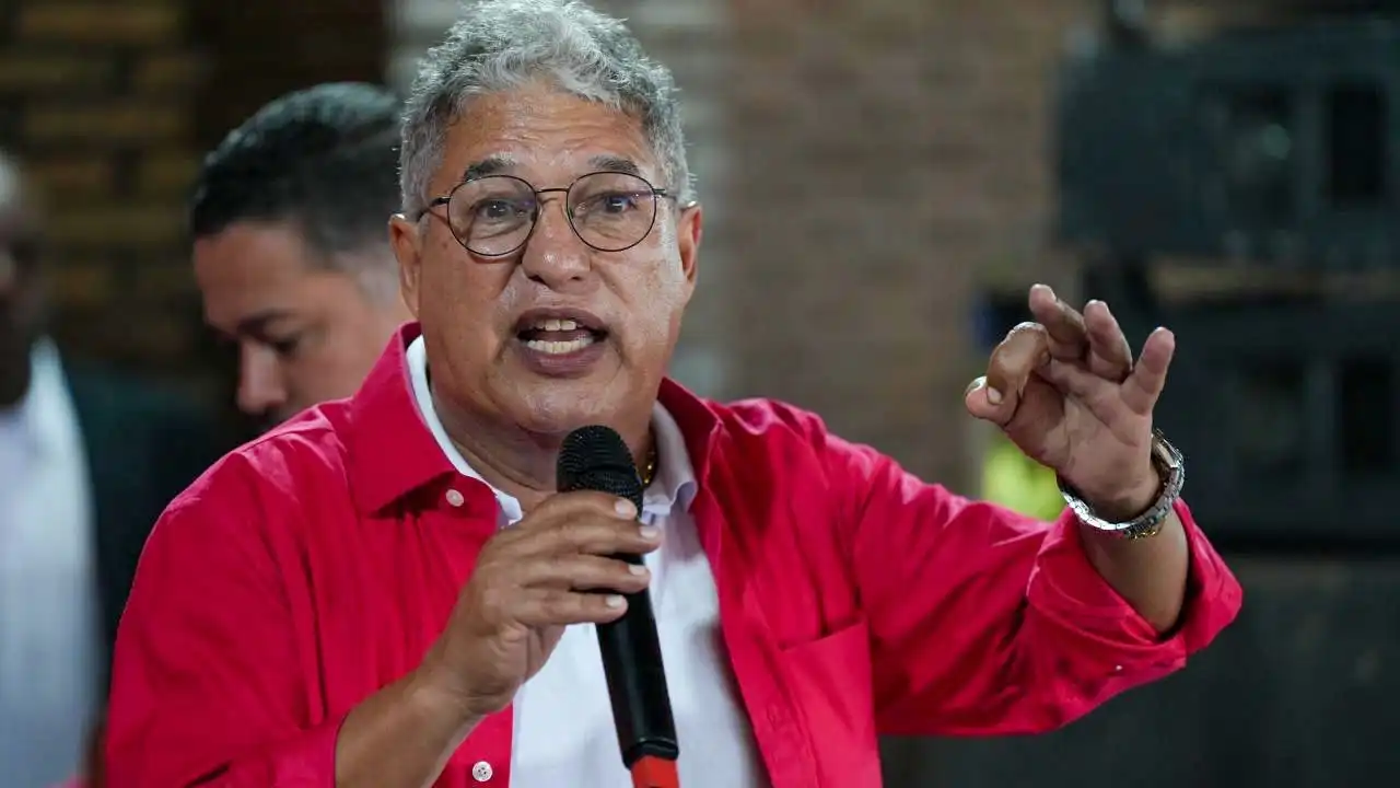 Imagem de ”ACM Pôncio Pilatos Neto não pode lavar as mãos em caso de irregularidades na prefeitura que alcançam sua gestão”, diz Rosemberg
