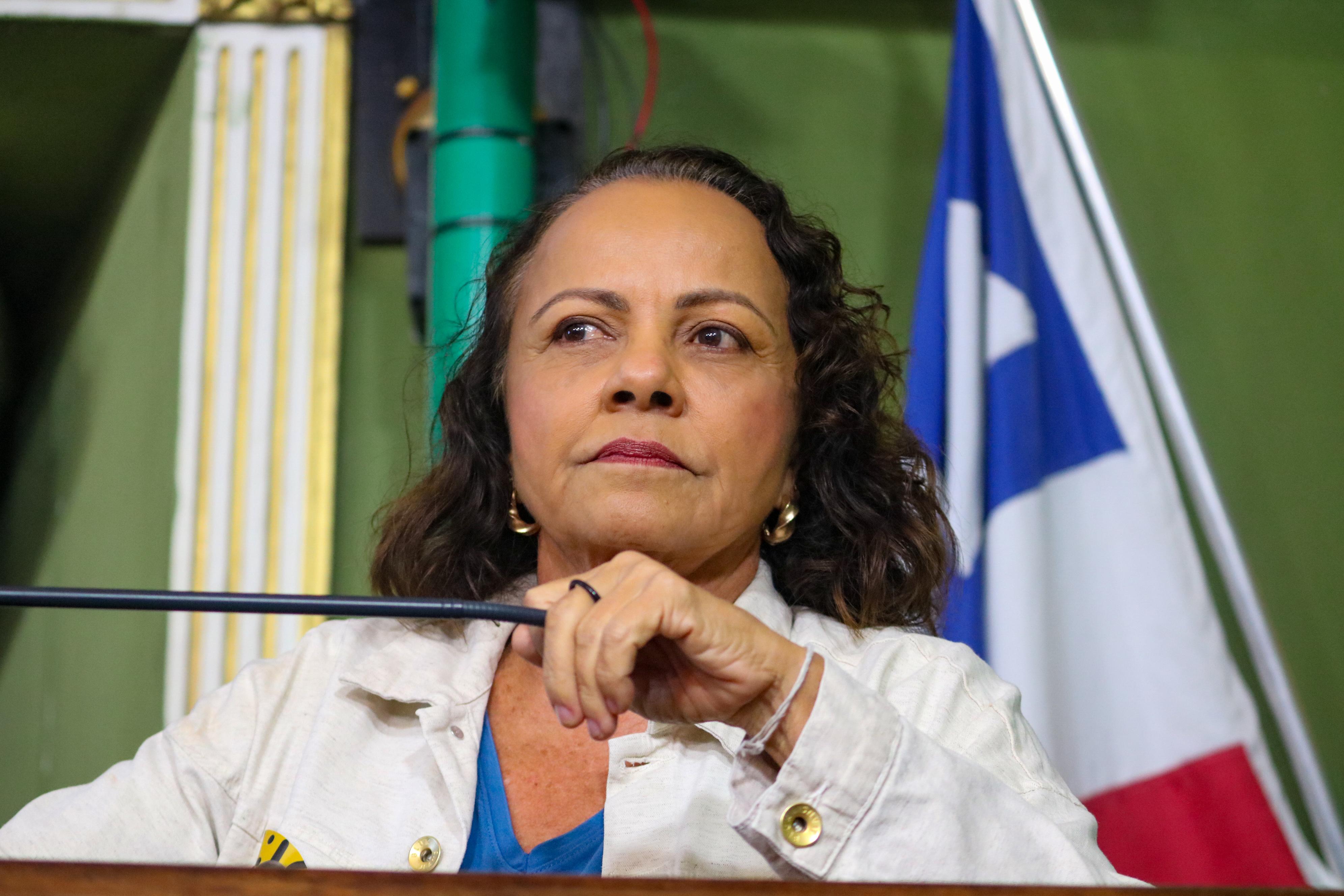 Imagem de “ Finalmente ACM Neto assumiu que é Bolsonaro”, dispara Aladilce 