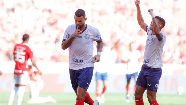 Imagem de Bahia vence Inter no Beira-Rio e segue no G-4 do Brasileirão