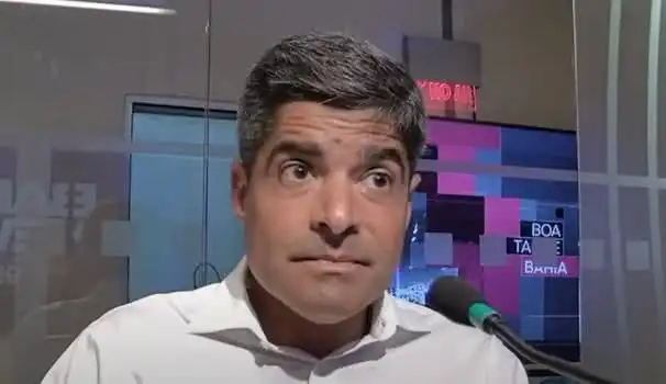 Imagem de Após forte repercussão negativa de mulheres nuas em atividade de sua campanha, ACM Neto cancela caminhada em Salvador