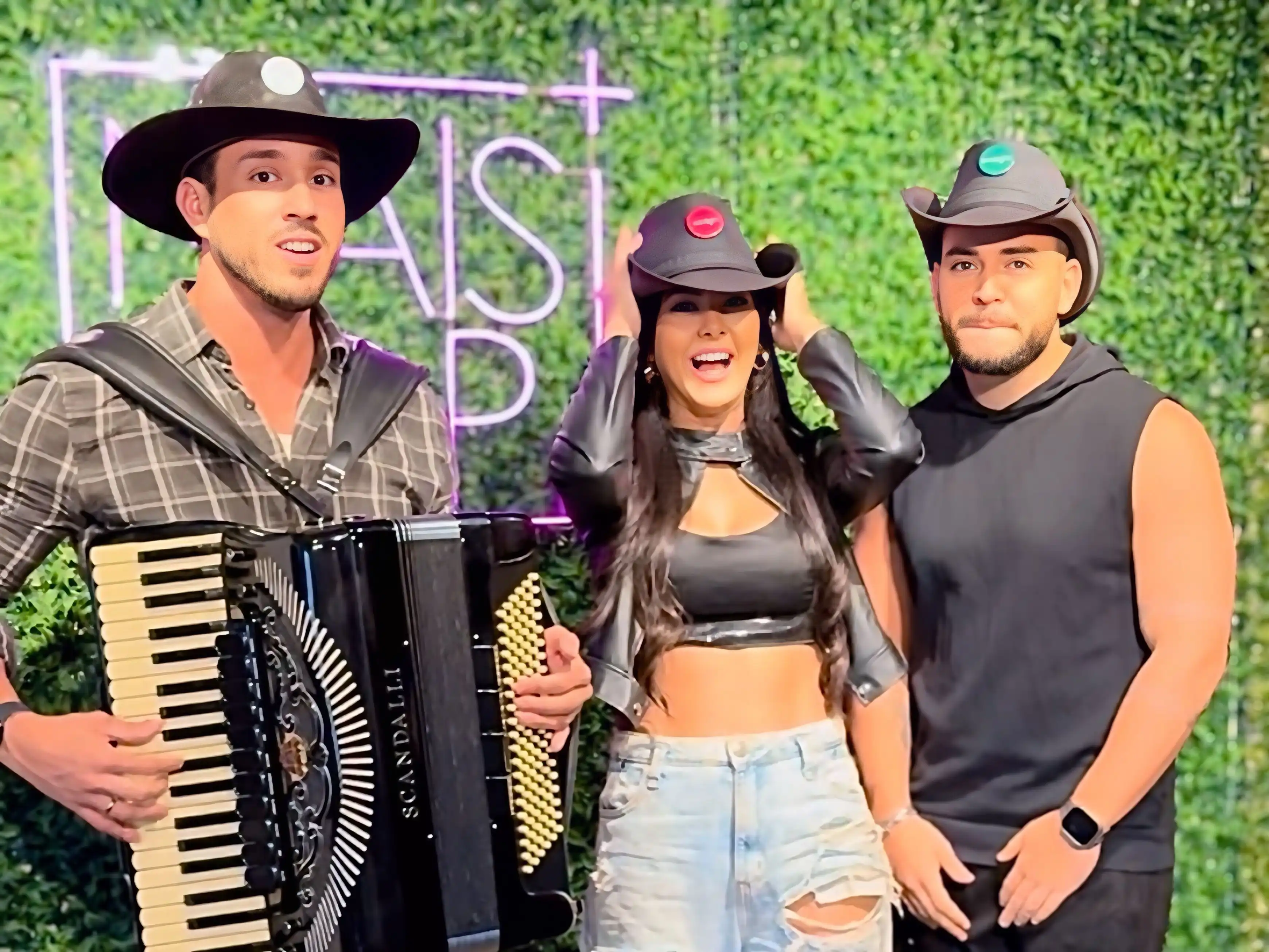 Imagem de ArraiaZin anuncia mudança de local e Open Bar de Smirnoff Ice para o público feminino