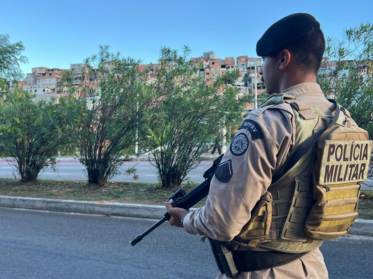 Imagem de Batalhão Apolo intercepta na Rodoviária de Salvador traficante do Engenho Velho de Brotas que fugiria para o RJ