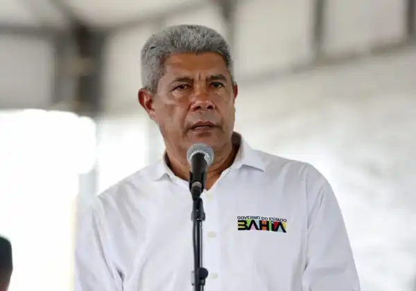 Imagem de Jerônimo Rodrigues se manifesta sobre acidente na BA-148 e garante apoio às vítimas