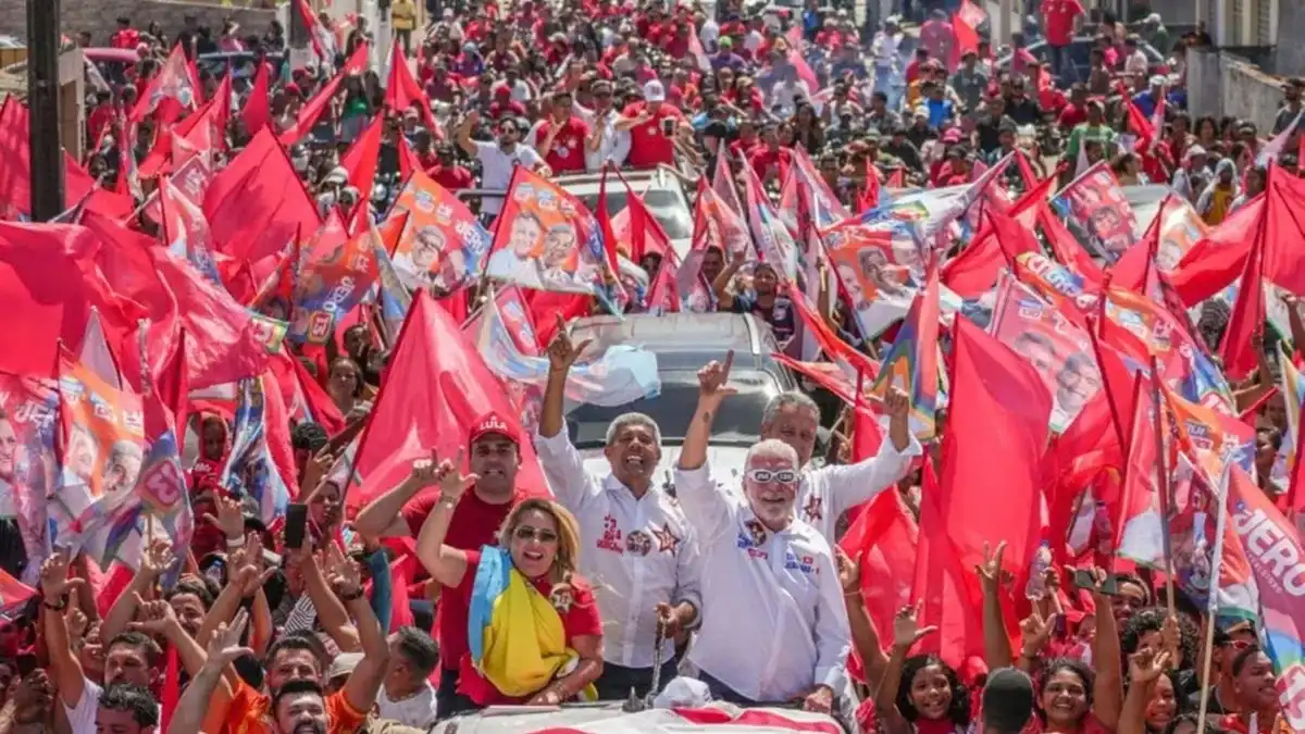 Imagem de Consolidação petista e força de prefeitos impulsionam vitória de Jerônimo no 1º turno, diz analista