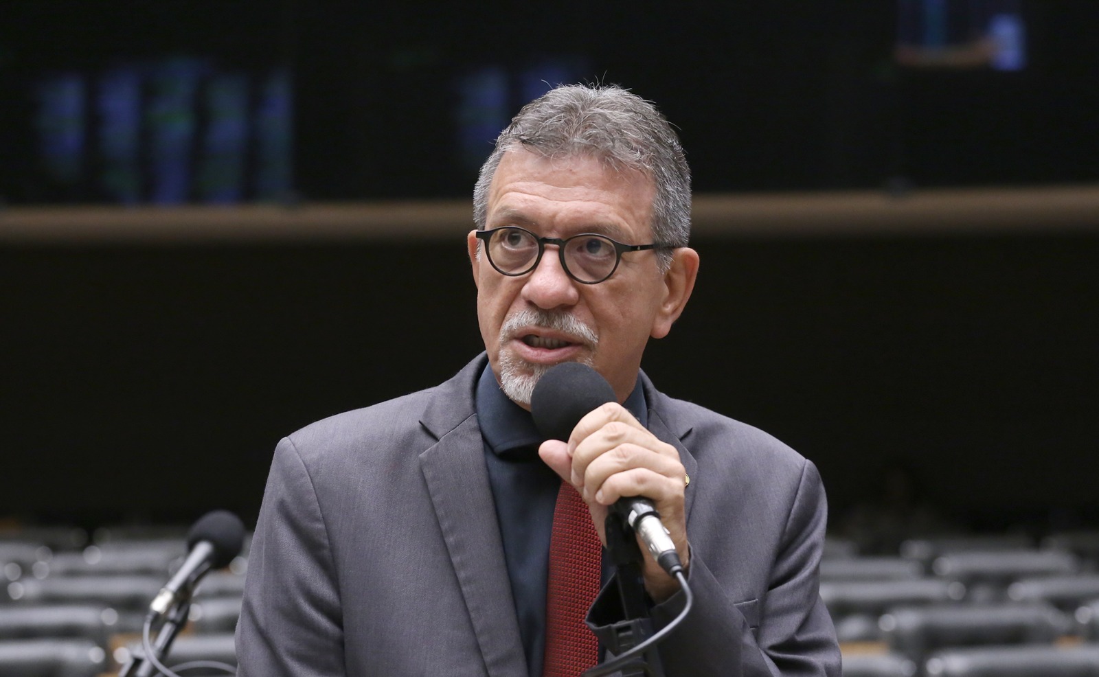 Imagem de “Nada supera a capacidade de trabalho”, diz deputado após pesquisa apontar que maioria dos baianos quer reeleição de Jerônimo